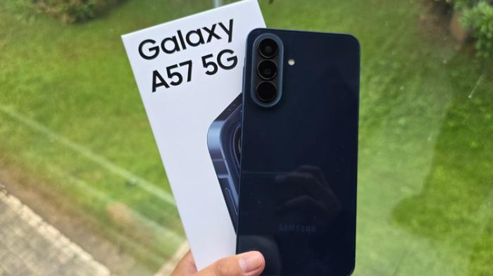GALAXY-A57-5G-Samsung-Galaxy-A57-5G-beserta-kotak-penjualan.jpg