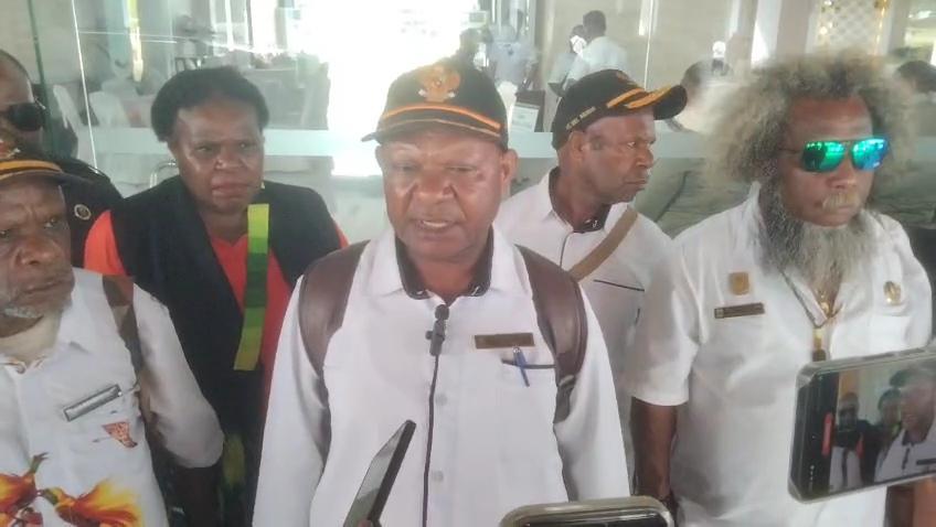 Penyebab Anggota Majelis Rakyat Papua Tengah Palang Kantornya di Nabire, Begini Kata Yehuda Gobai