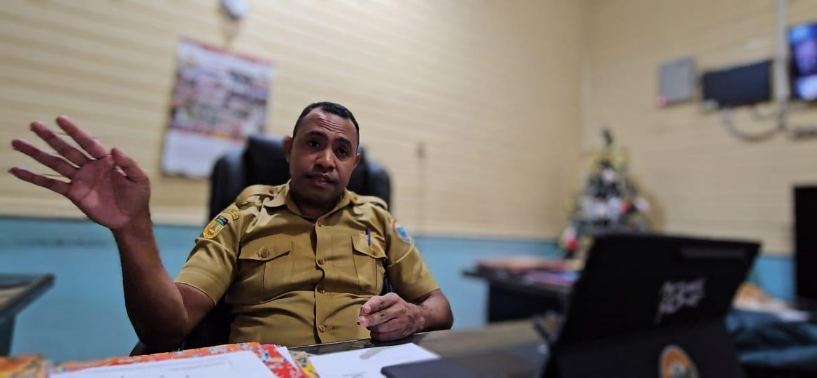 Kepala-Badan-Pengelola-Keuangan-dan-Aset-Kabupaten-Nabire-William-Sembor-sfds.jpg