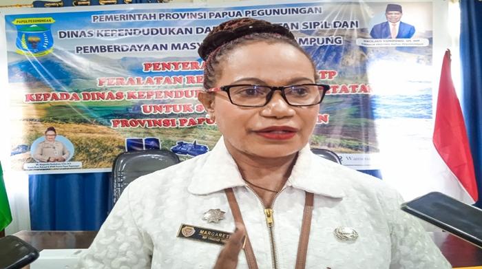 Kepala-Dinas-Dukcapil-dan-DPMK-Provinsi-Papua-Pegunungan_.jpg