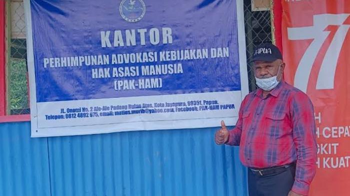 Ketua-PAK-HAM-Papua-Mathius-Murib.jpg