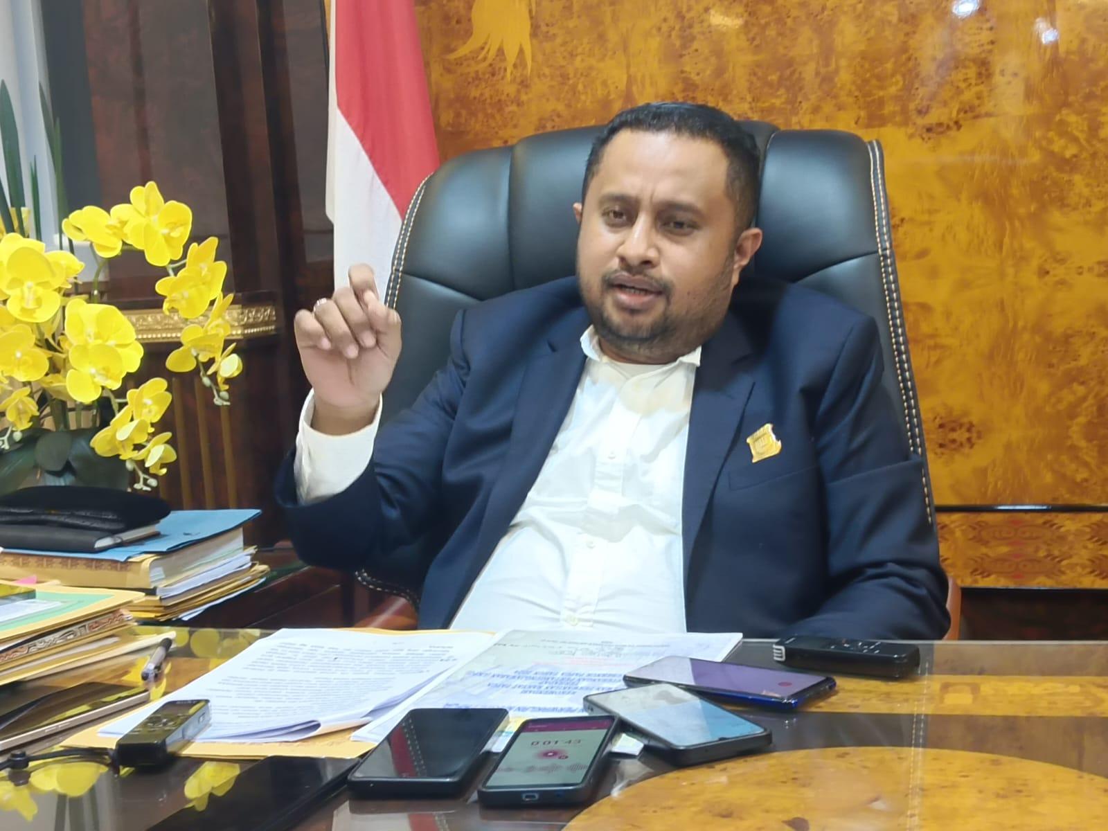 MA-BAIK-Ketua-DPR-Papua-Denny-He.jpg