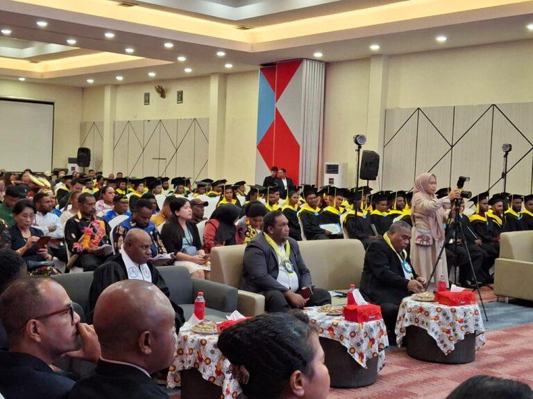 Rektor UNIBA Papua : Lulusan Harus Jadi Penolong, Bukan Pengepul Masalah