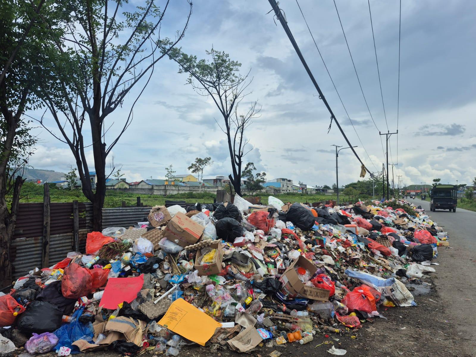 NUMPUK-Tampak-sampah-menum.jpg