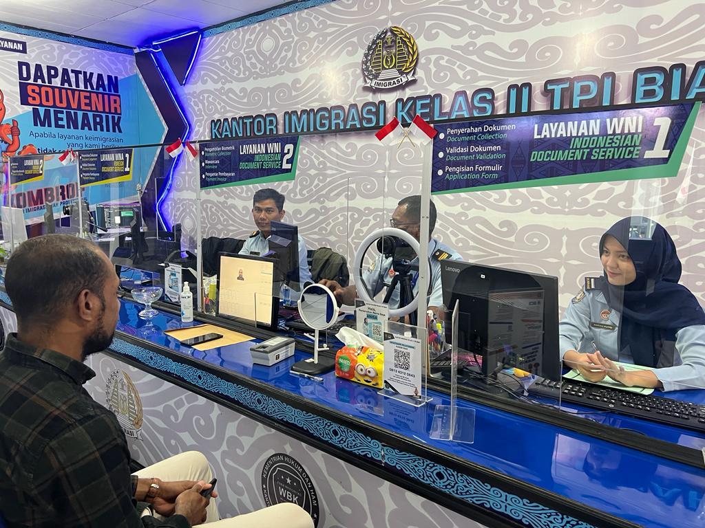 Pelayanan-Paspor-di-Biak.jpg
