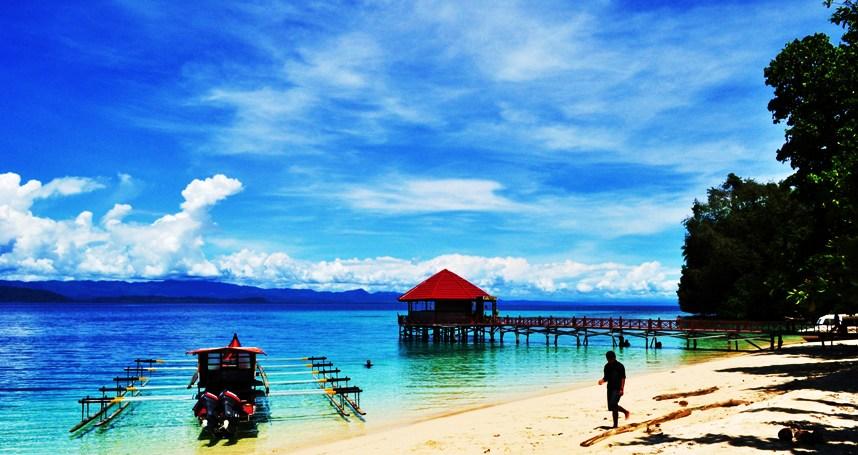 Wisata Papua: Menikmati Indahnya Pulau Ahe di Nabire