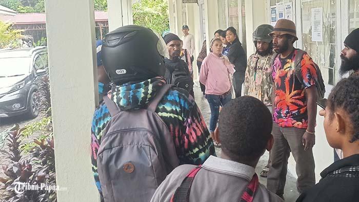 Suasana-di-Kantor-BKD-Kabupaten-Mimika.jpg