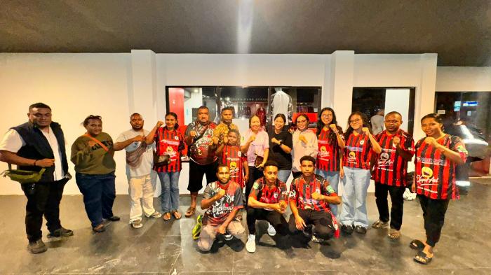 Suporter-Persipura-Jayapura-dari-Black-Danger-Community-BDC.jpg