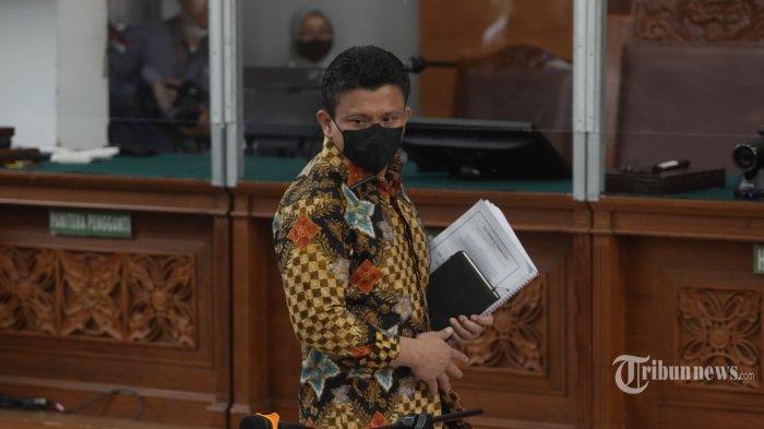 Terdakwa-Ferdy-Sambo-tiba-untuk-menjalani-sidang-dakwaan-di-PN-Jaksel.jpg