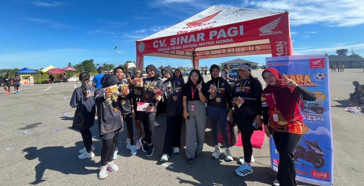 Dealer Sinar Pagi Nabire Kenalkan Skutik Premium di Acara Fun Run Polda Papua Tengah