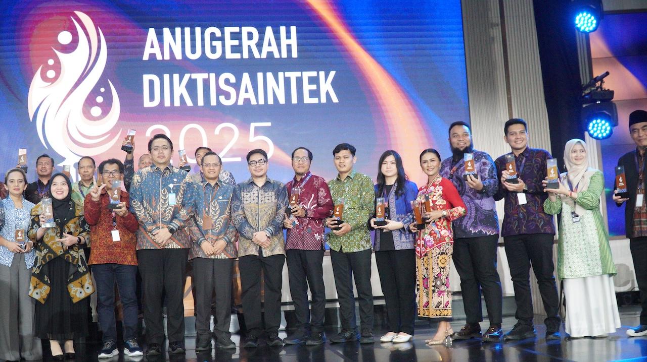 UKSW-Raih-4-Penghargaan.jpg