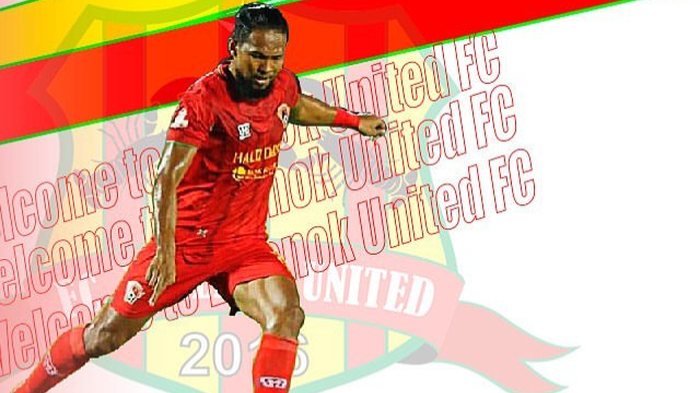 abanda-rahman-resmi-diperkenalkan-sebagai-pemain-baru-lalenok-united.jpg