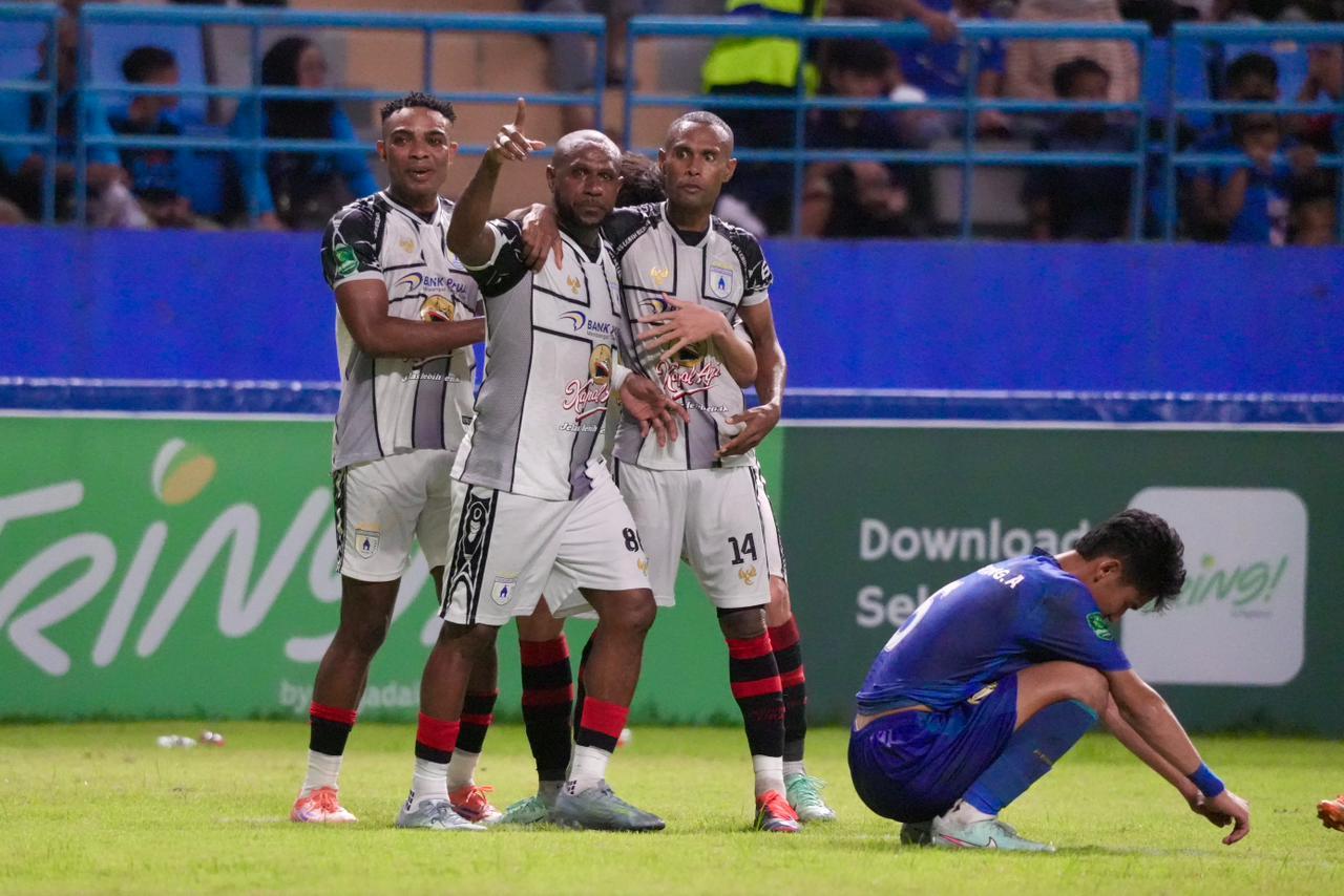 abtu-442026-Persipura-m.jpg