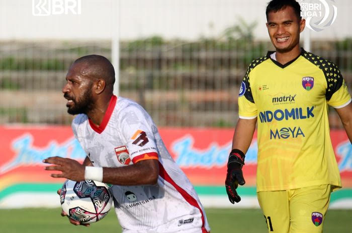 boaz-solossa-selamatkan-bornoe-fc-dari-kekalahan.jpg