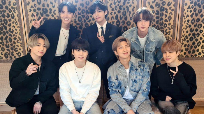 Kaleidoskop 2021: Antre BTS Berjam-jam hingga Gadis Datangi ART setelah Pisah 14 Tahun