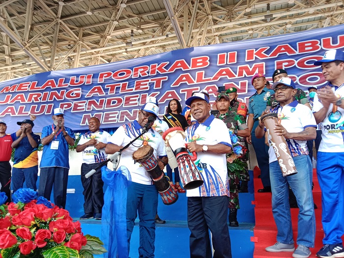 Keyakinan Bupati Jayapura Untuk 1.500 Atlet Porkab: Hadir dengan Bakat Alam Mengharumkan Dunia