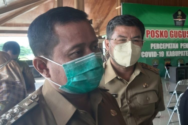 Bongkar Makam Pasien Covid-19, Beberapa Warga Sumedang Ini Ini Juga Bakar Peti Mati