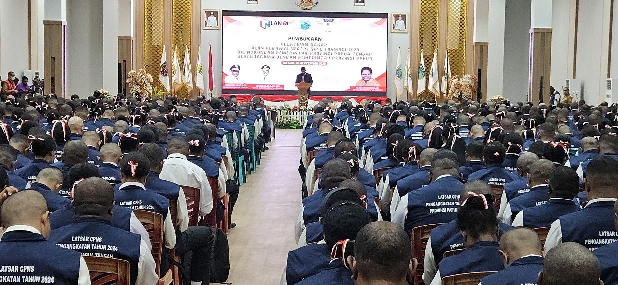 Buka Latsar CPNS Papua Tengah Formasi 2024, Ini Harapan Wagub Deinas