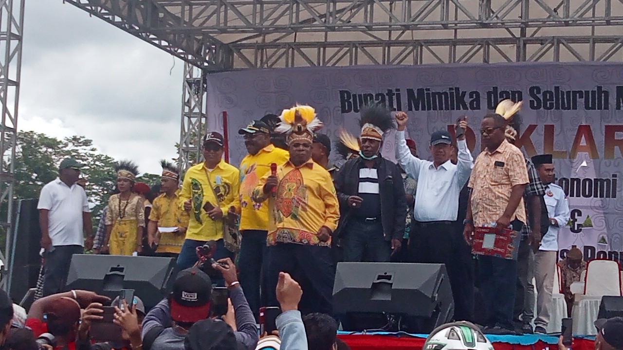 Mahasiswa Meepago Teriaki Elit Politik Stop Dukung DOB dan Otsus Hingga Tantang Bupati Eltinus