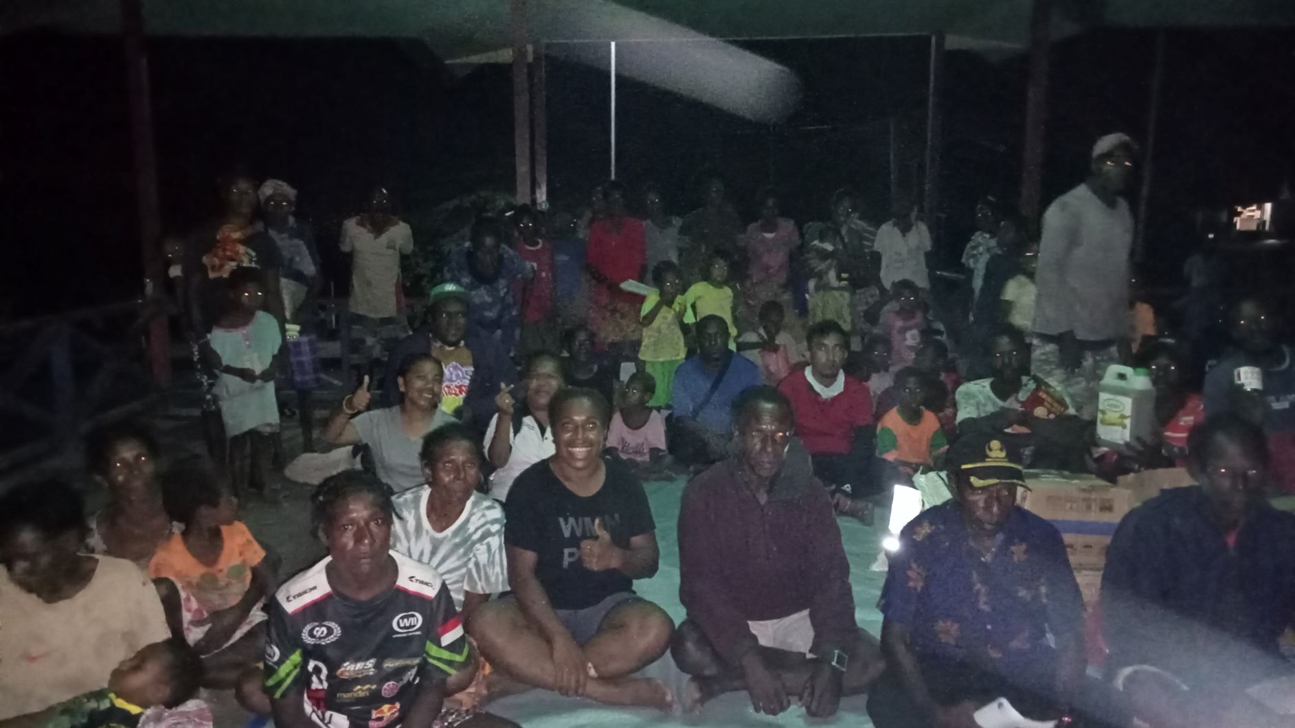 Malam Tak Halangi Tim Monev YPMAK Berdialog Bersama Warga Kampung Tapormai Kabupaten Mimika