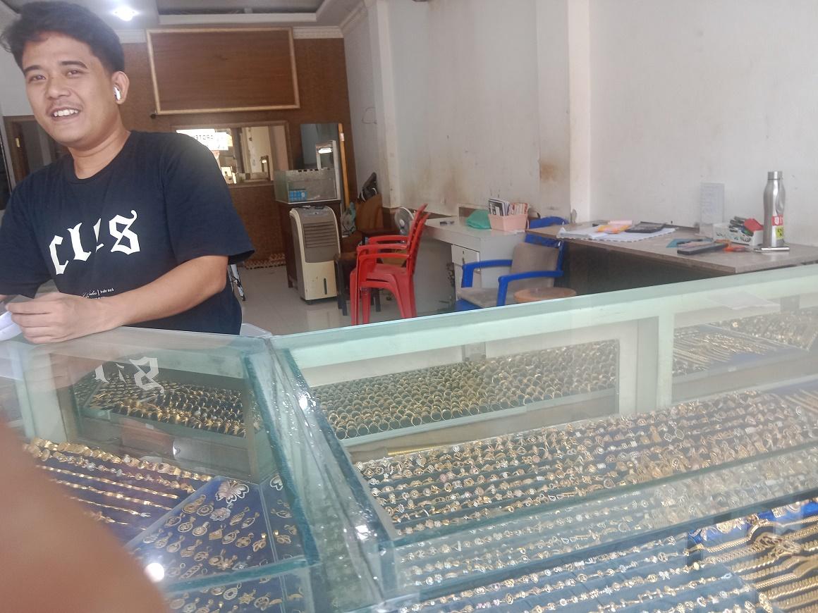 Harga Emas di Mimika Naik, Hampir 2 Juta Untuk Satu Gram
