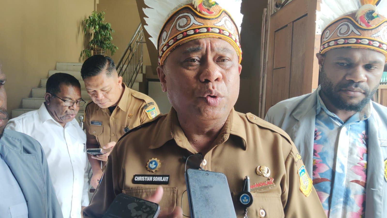 hilait-usai-menghadiri-kegiatan-Temu-Ilmiah-Ikatan-S.jpg