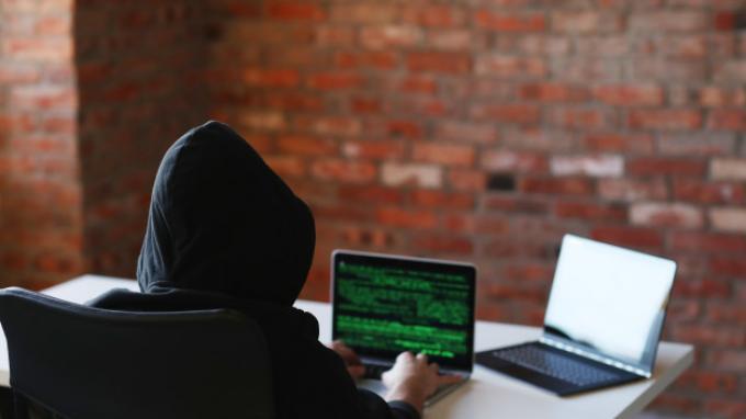 ilustrasi-penipuan-online-ilustrasi-hacker.jpg