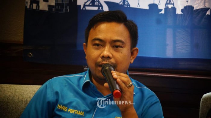 ketua-umum-knpi-haris-meminta-menpora-ri-membatalkan-pon.jpg