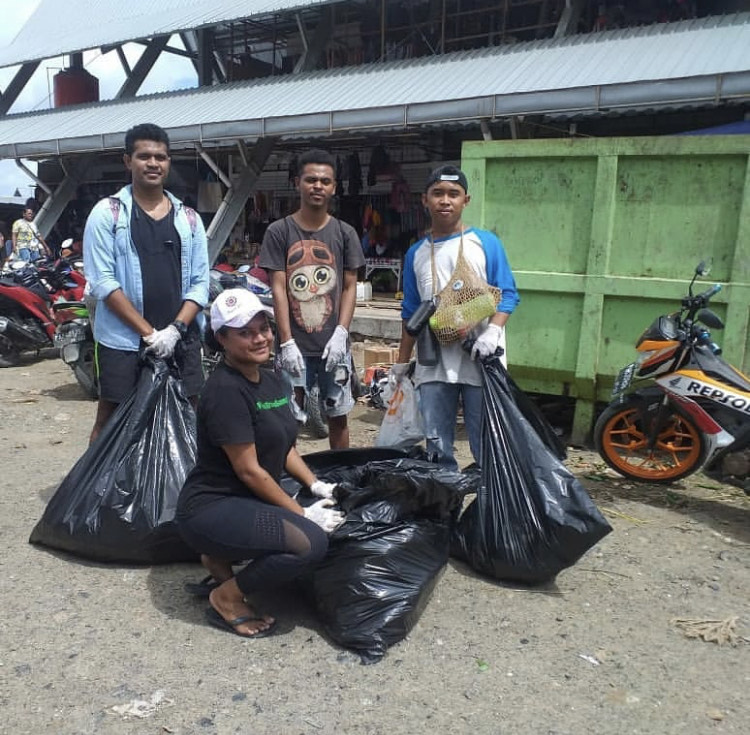 komunitas-papua-trada-sampah.jpg