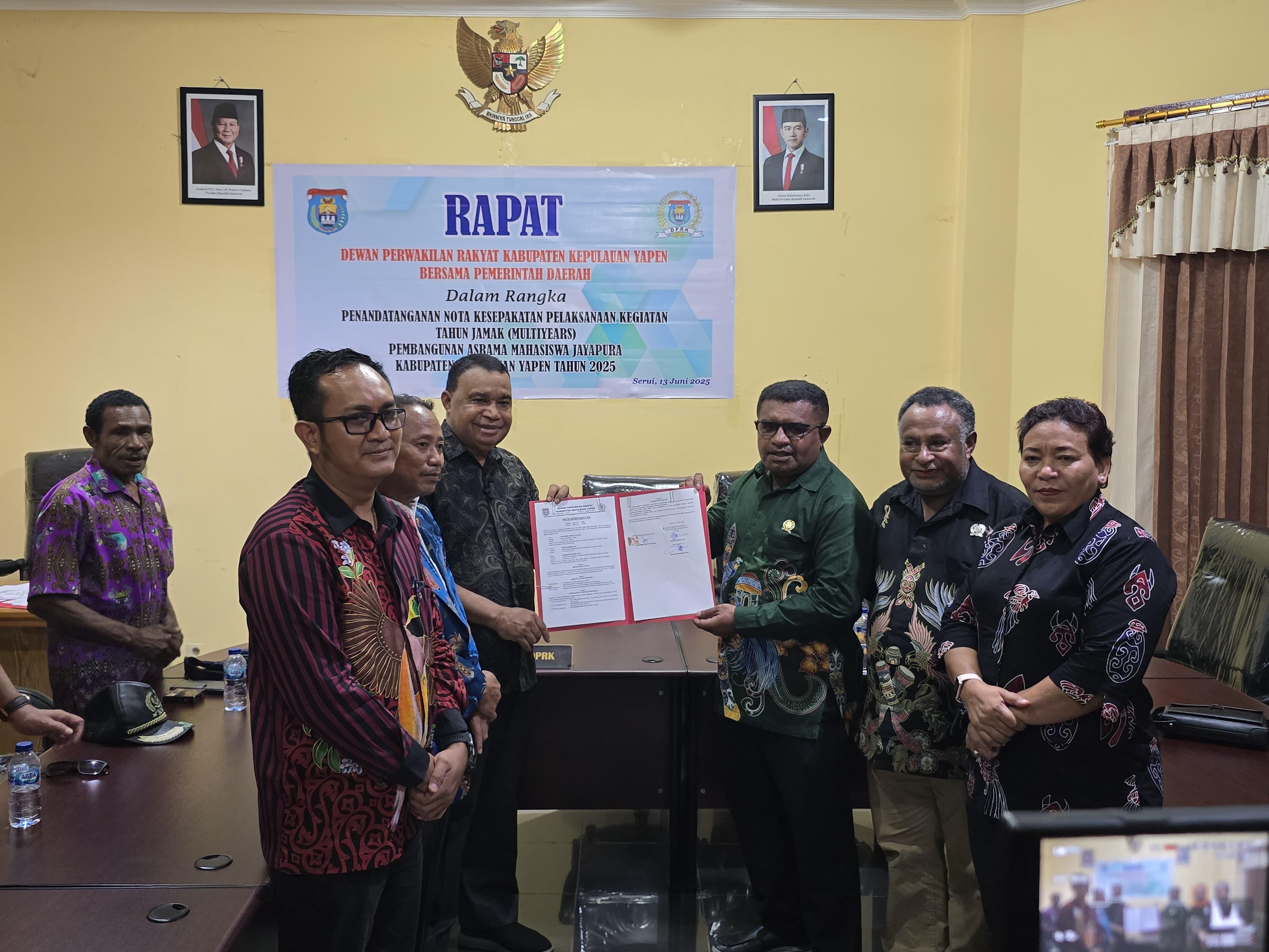 Pemkab Yapen Anggarkan 10 Miliar Dana Otsus Bangun Asrama Mahasiswa di Jayapura