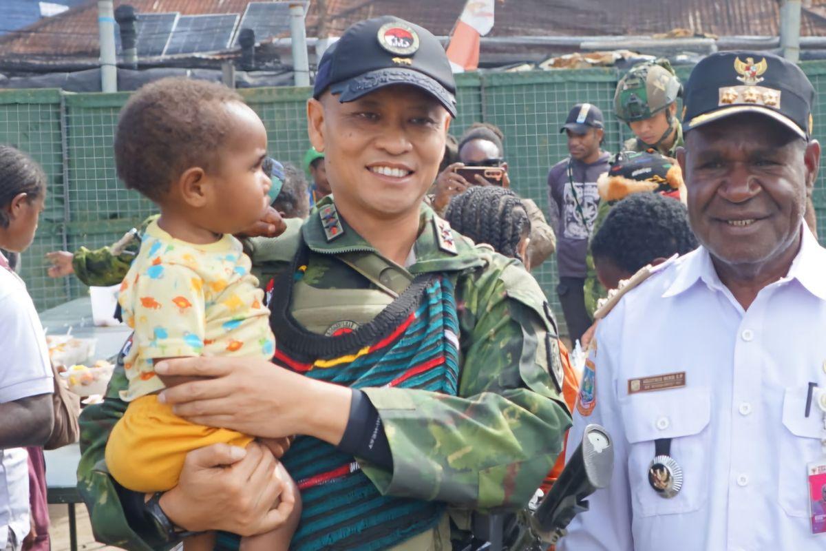 lima-Komando-Operasi-TNI-Habema-Mayjen.jpg