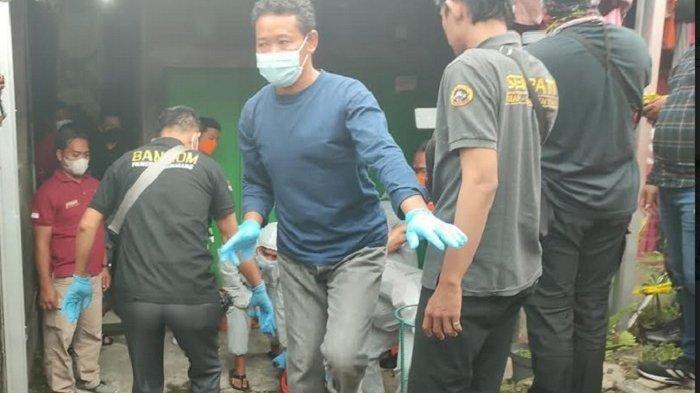 Detik-detik Suami Tusuk Istri hingga Tewas, Sempat Balik ke TKP dan Tanya Kondisi Korban
