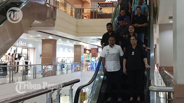 mengunjungi-Mall-Jayapura-didampingi-PJS-Building-M.jpg