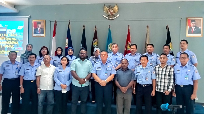 YPMAK Monitoring Evaluasi Mahasiswa Penerima Beasiswa di Unsurya Jakarta