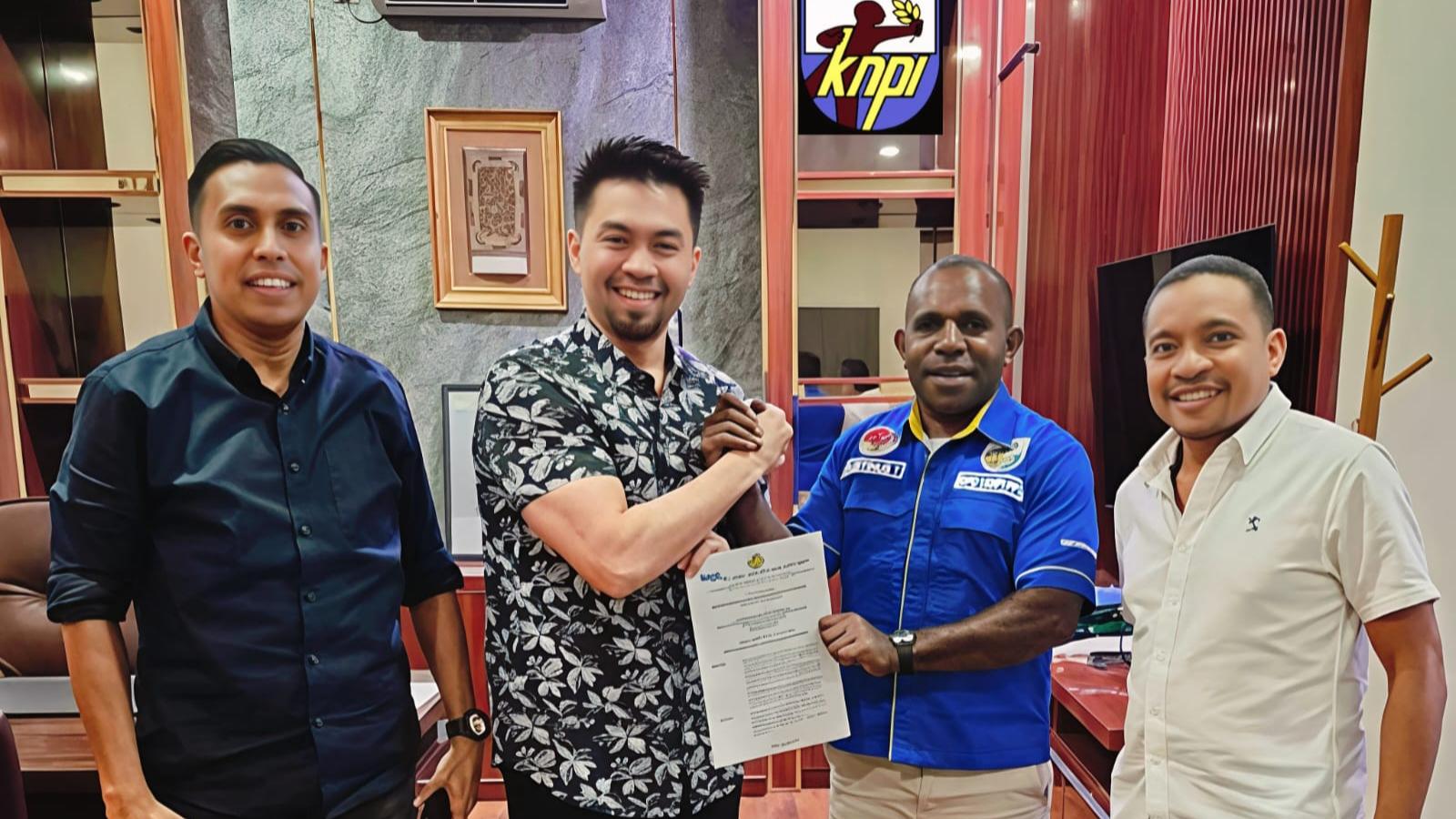 pak-Ketua-DPD-KNPI-Papua-Teng.jpg