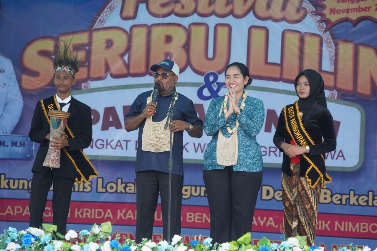 Bupati Jayapura Yunus Wonda Buka Festival Seribu Lilin dan Pameran UMKM di Distrik Nimbokrang