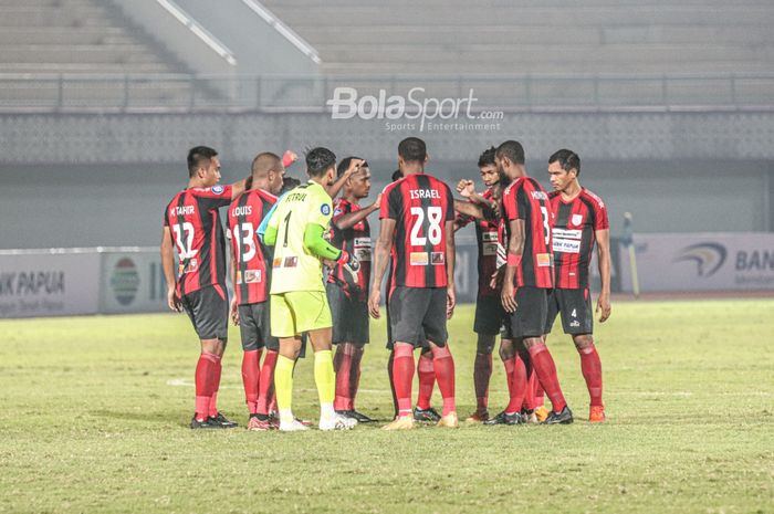 Jelang Persipura Jayapura vs Arema FC: Singo Edan Belum Rasakan Menang, Mutiara Hitam Mulai Bangkit