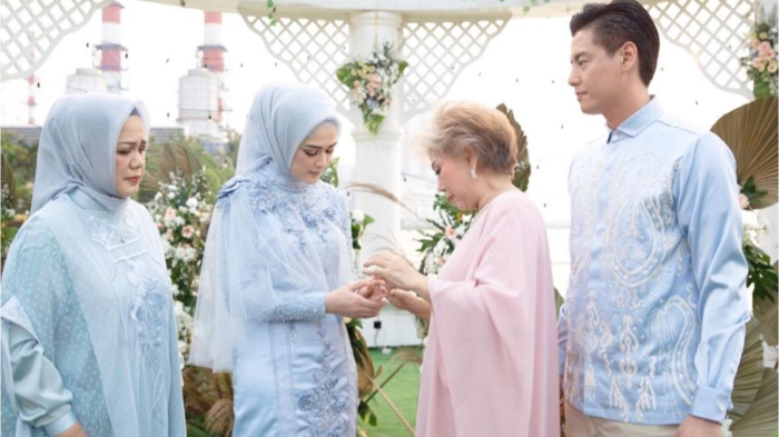 Roger Danuarta Lamar Cut Meyriska dengan Gelang, Ini Maksud di Baliknya