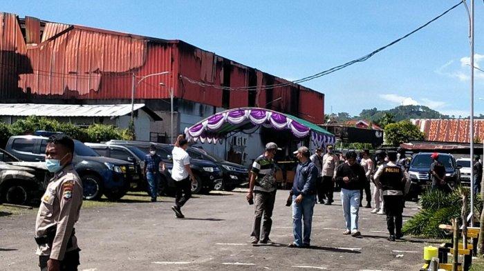 rombongan-kapolda-papua-barat-irjen-tornagogo-sihombing.jpg