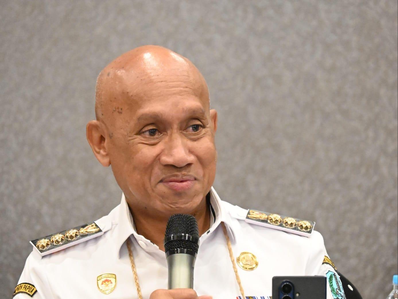 Bupati Biak Numfor Tantang Maskapai Buka Rute Sorong