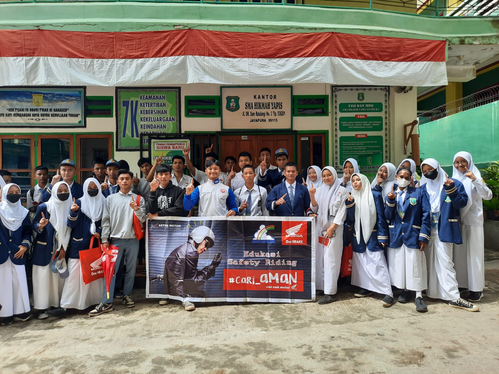 Astra Motor Papua Gelar Edukasi Safety Riding di SMA Hikmah YAPIS