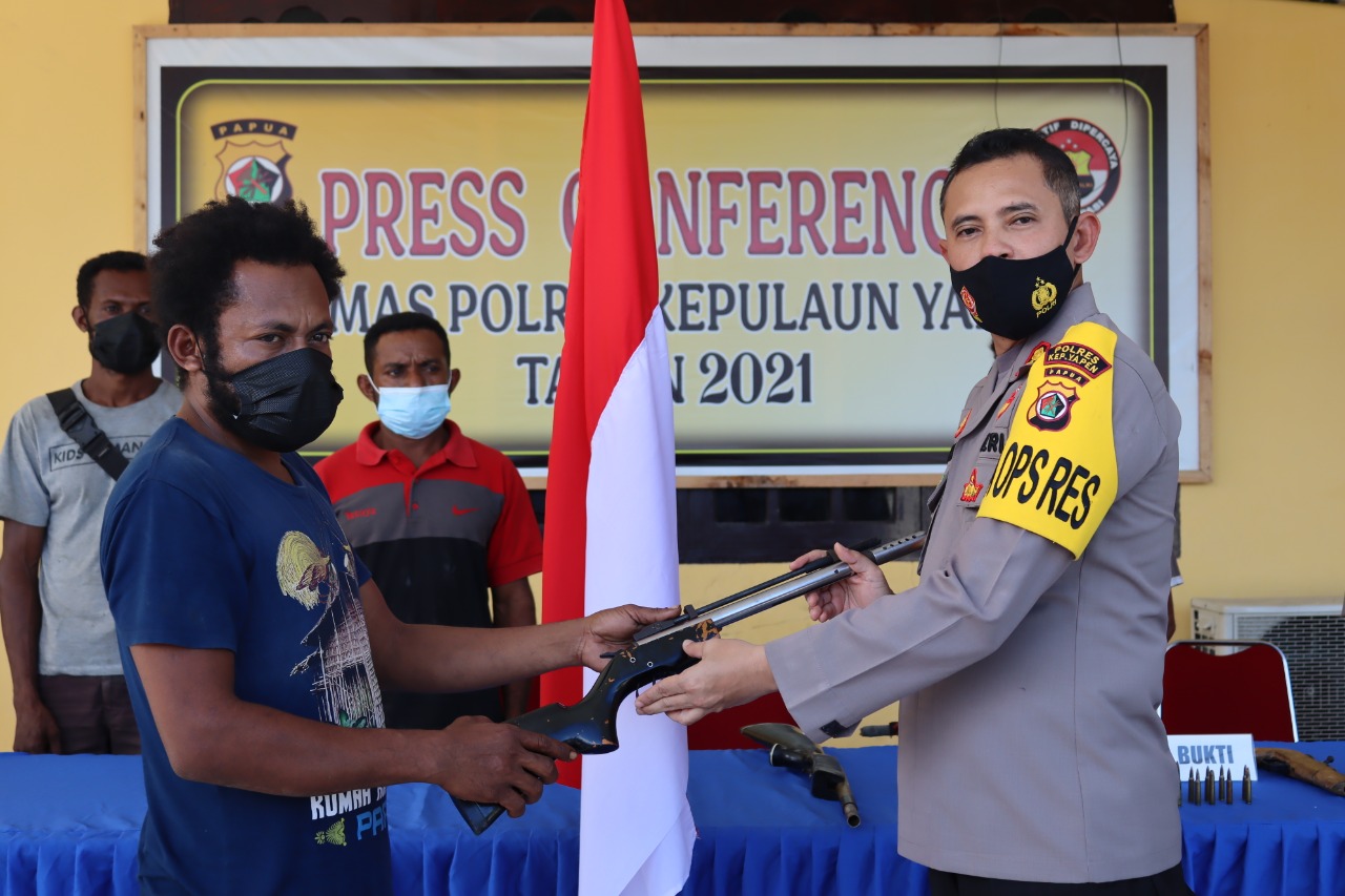 Pengakuan KKB Kepulauan Yapen yang Serahkan Diri ke Polisi, Mengaku Dikucilkan dan Hidup Tak Layak