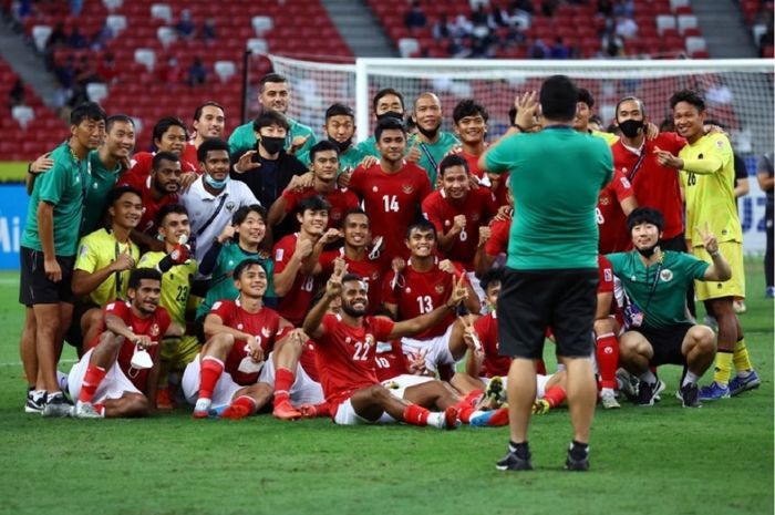 timnas-indonesia-berfoto-seusai-menuntaskan-piala-aff-2020.jpg