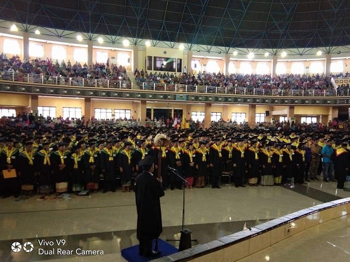 uncen-wisuda-1.jpg