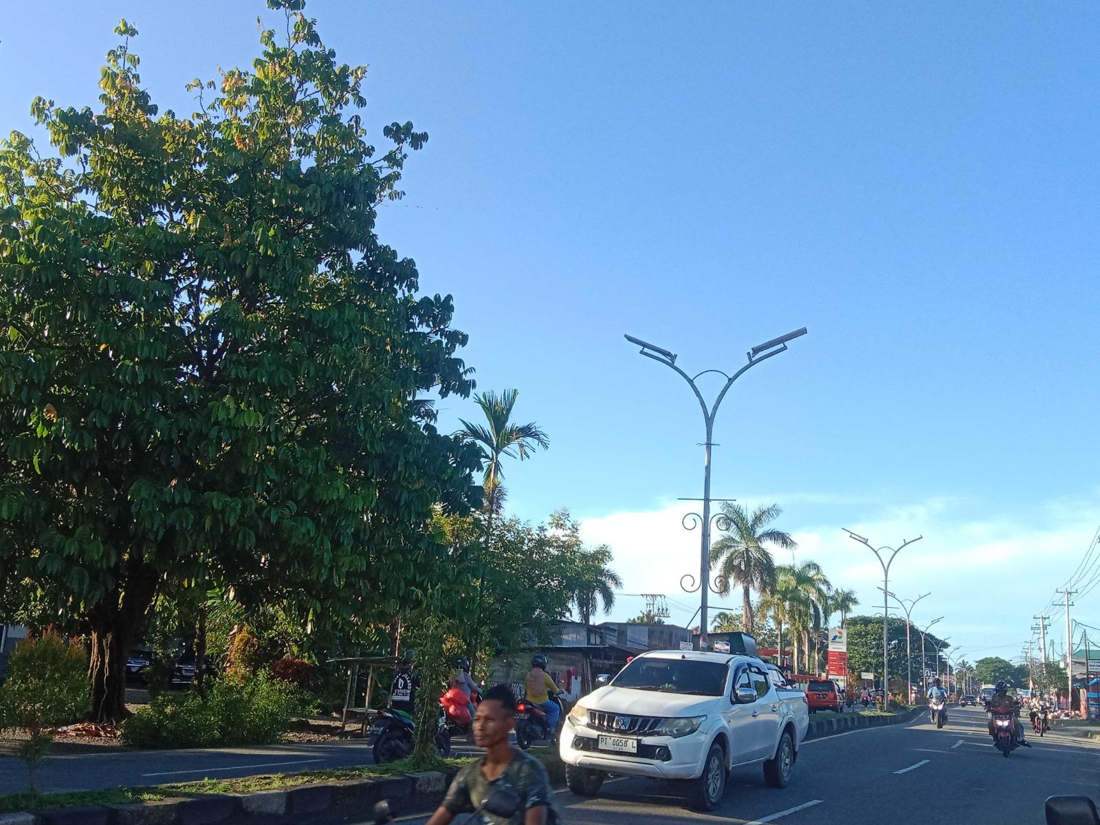 vMIKA-Kondisi-cuaca-cerah-di-Jalan-Na.jpg