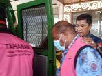 3-Dinas-Perhubungan-Papua-Barat-Agustinus-Kadakolo.jpg