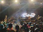 Penampilan Memukau Band Cokelat Warnai Puncak BK3N PTFI di Kuala Kencana Timika