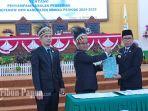 APAT-PARIPURNA-Suasana-rapat-paripurna-Dewan-Perw.jpg
