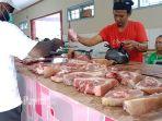 Daging-Babi-di-Lapak-Daging-Babi-Pasar.jpg