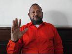 Ketua-II-Majelis-Rakyat-Papua-MRP-unsur.jpg